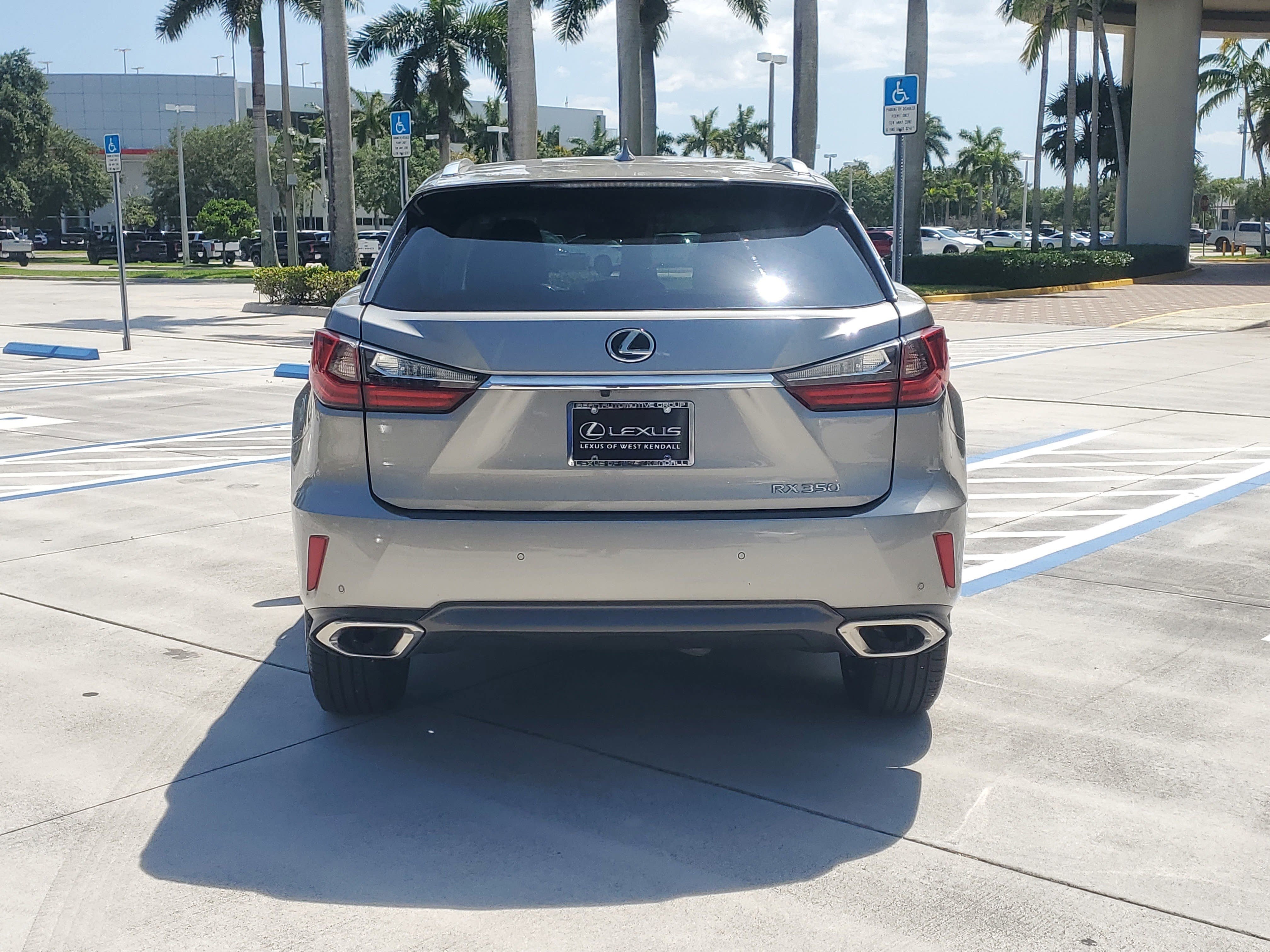 Used 2017 Lexus RX 350 FWD w/ Premium Package image 9