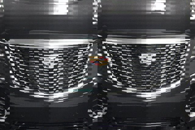 Certified 2024 Cadillac XT5 Premium Luxury w/ Platinum Package image 9