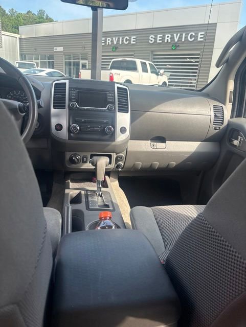 Used 2018 Nissan Frontier SV AWD/4WD image 21