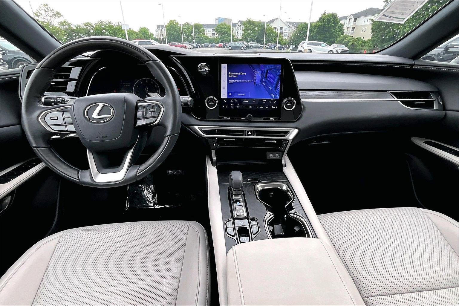 Used 2023 Lexus RX 350 Premium w/ Accessory Package AWD/4WD image 13