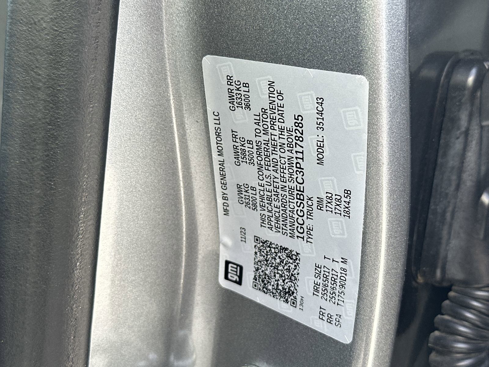Used 2023 Chevrolet Colorado W/T RWD image 35