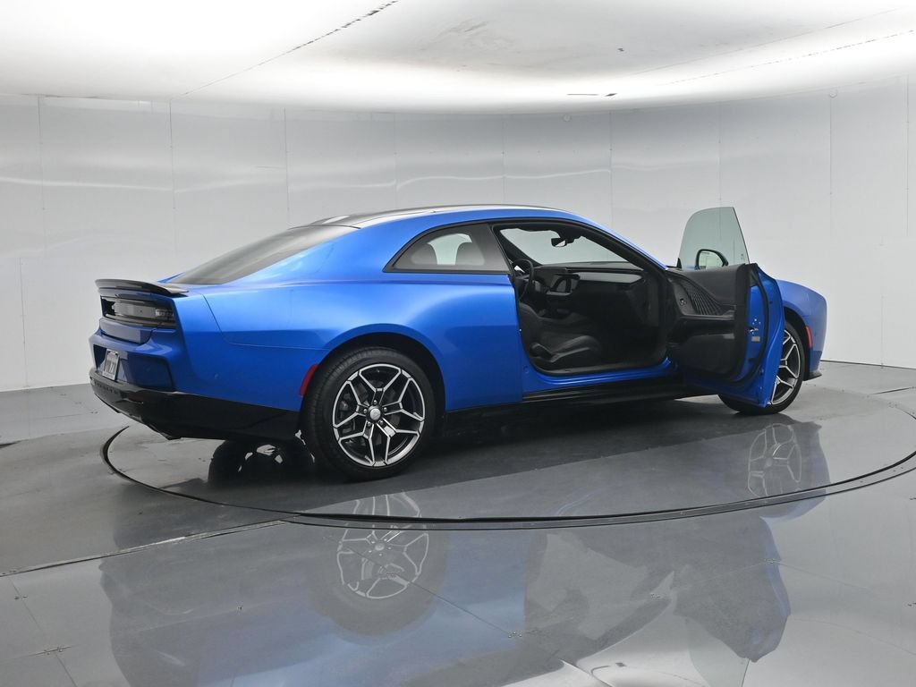 Used 2026 Dodge Charger Scat Pack AWD/4WD image 6