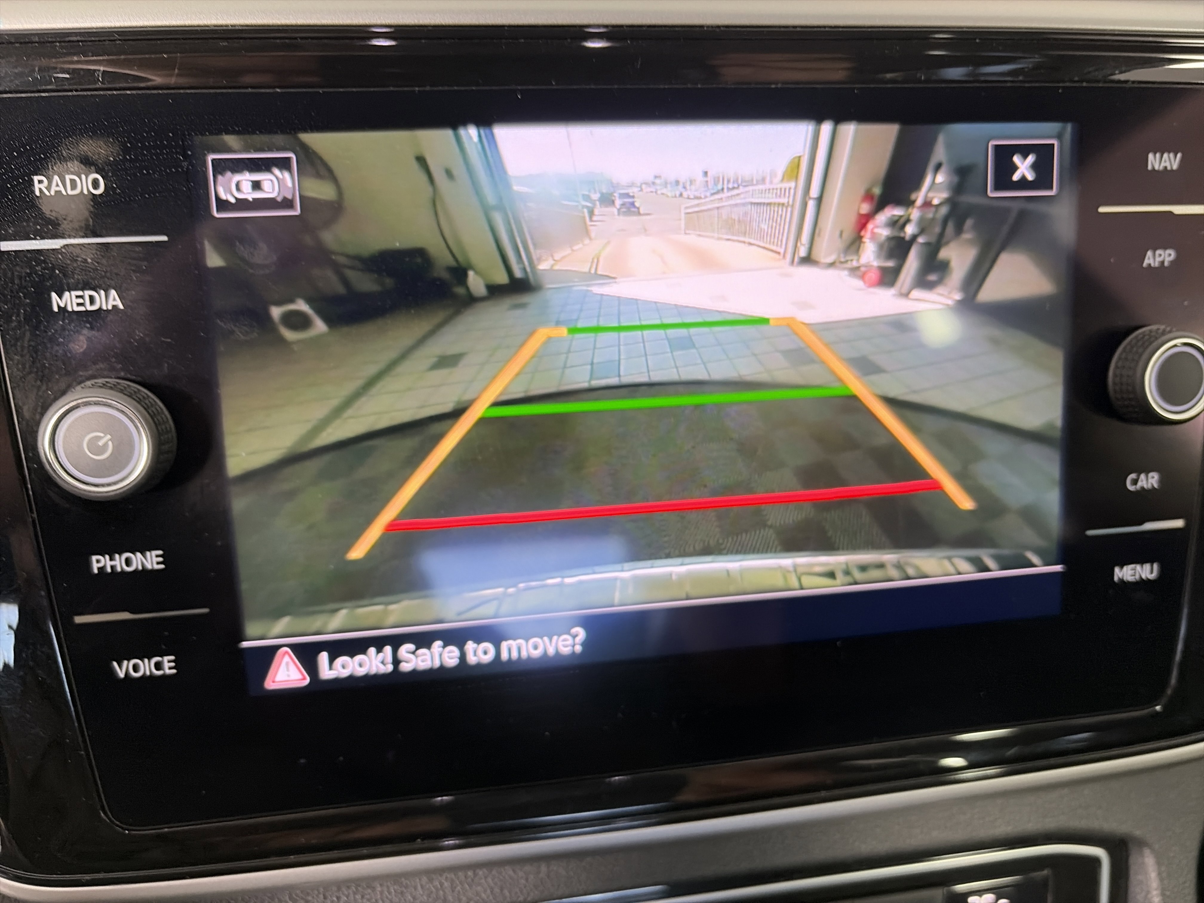 Used 2022 Volkswagen Atlas SEL image 27