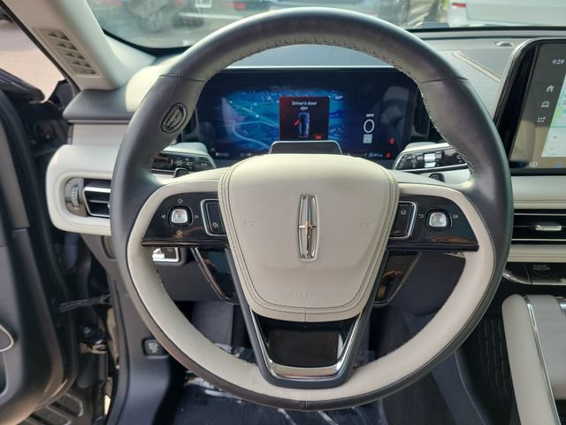 Used 2025 Lincoln Aviator Reserve w/ Illumination Package RWD image 29