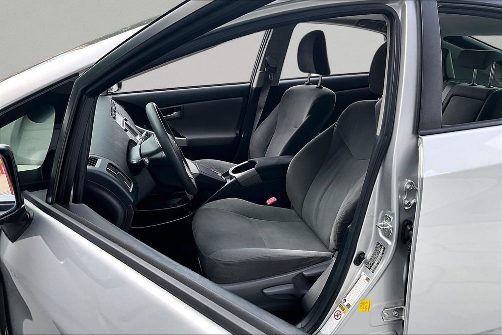 Used 2013 Toyota Prius Three w/ Solar Roof Pkg FWD image 21