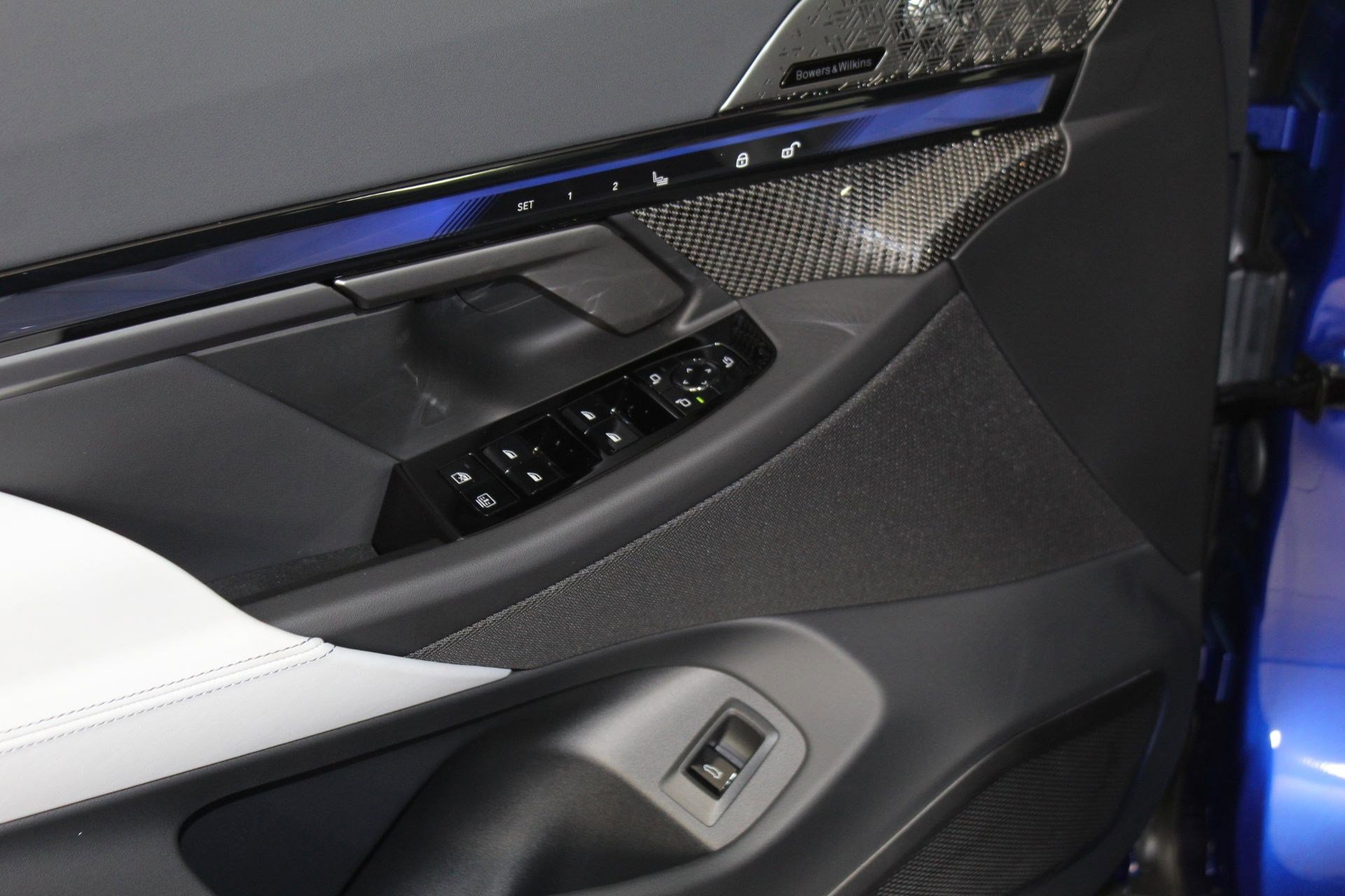 New 2026 BMW M5 w/ Carbon Package image 27