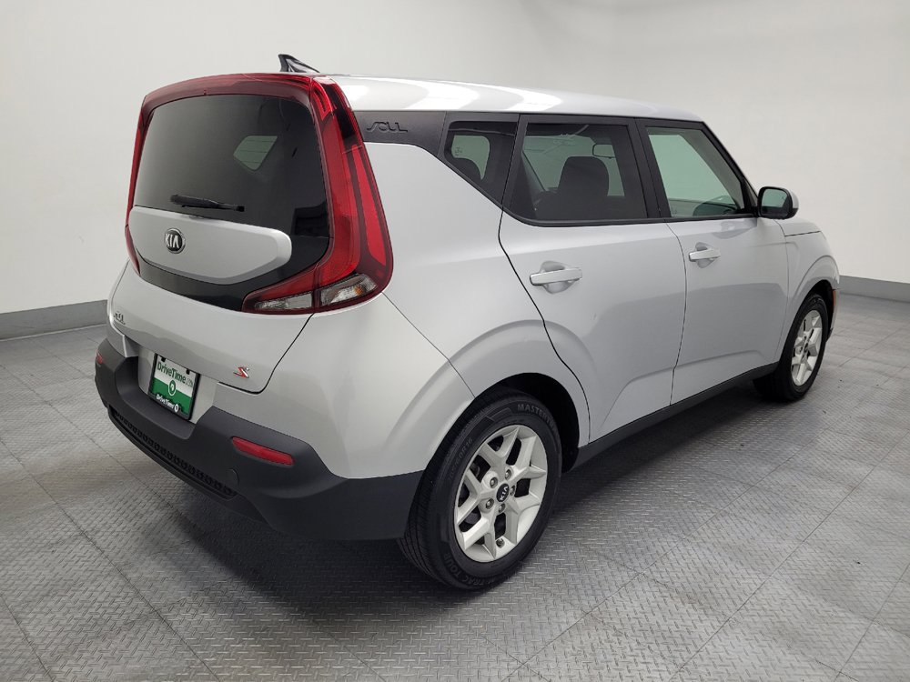 Used 2020 Kia Soul S FWD image 9