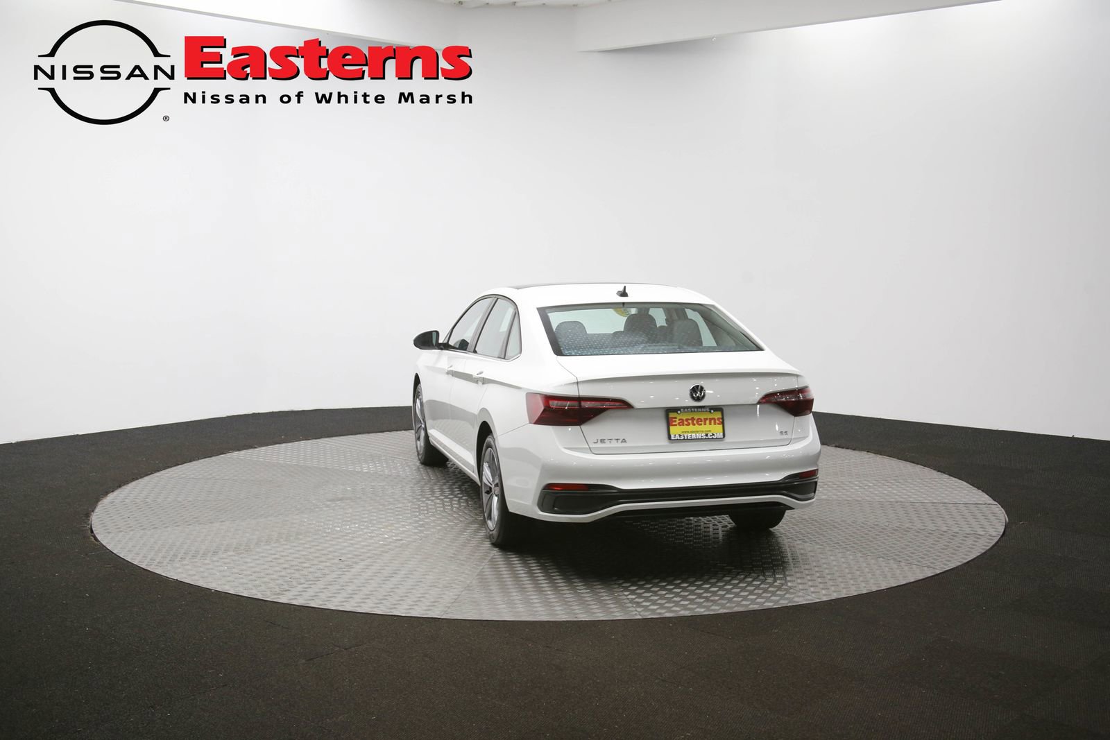 Used 2023 Volkswagen Jetta SE w/ Panoramic Sunroof Package image 64