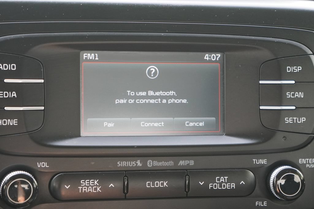 Used 2016 Kia Soul + FWD image 29