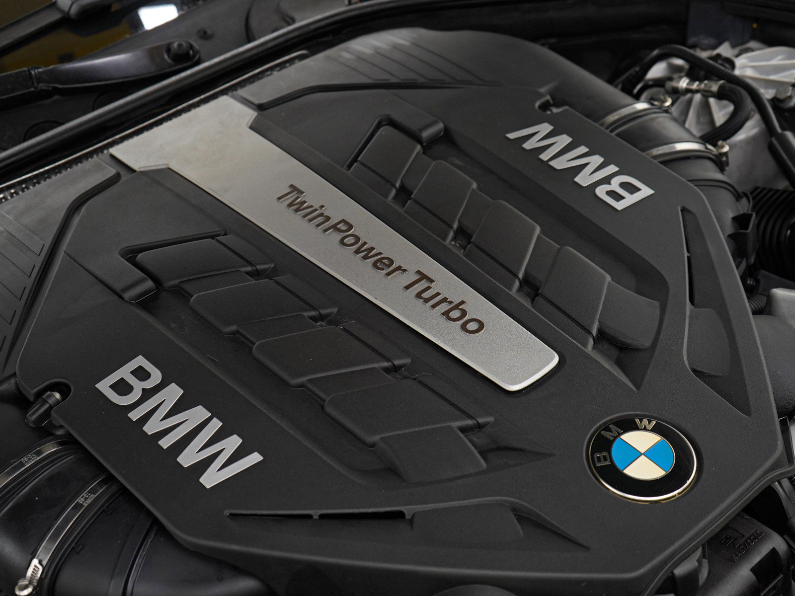 Used 2012 BMW 650i xDrive Convertible AWD/4WD image 32