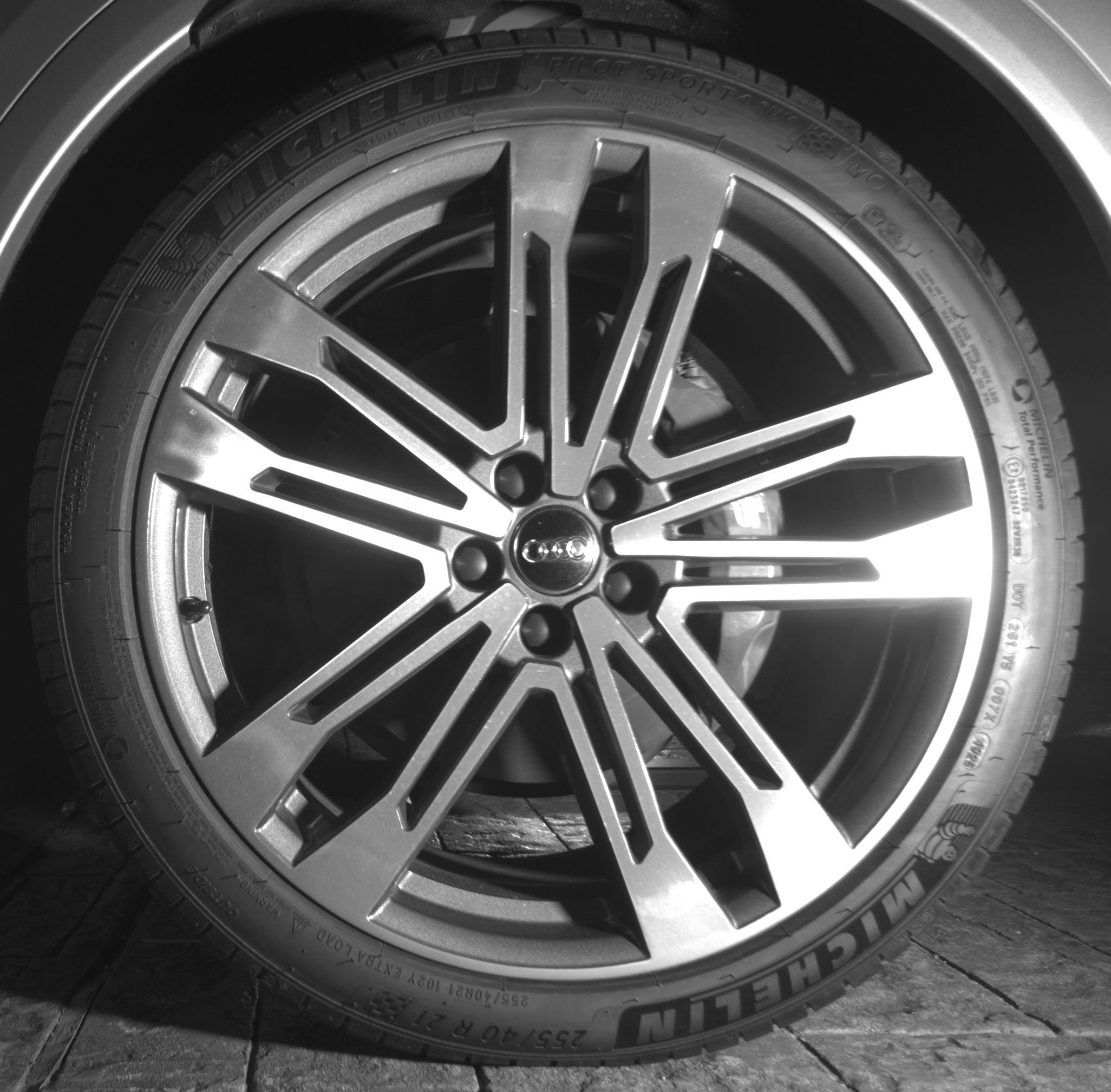 Used 2018 Audi SQ5 Prestige AWD/4WD image 23