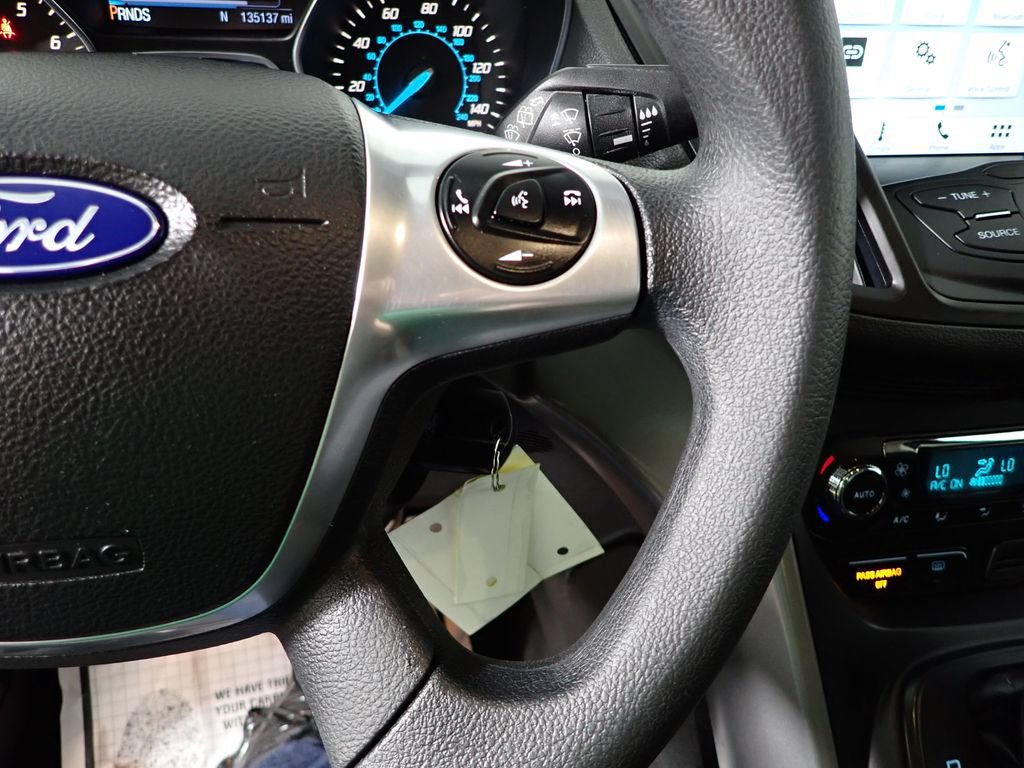 Used 2016 Ford Escape SE w/ Equipment Group 201A FWD image 25