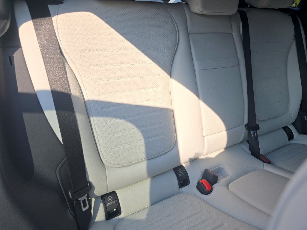 New 2027 Mercedes-Benz GLC 300 4MATIC image 22