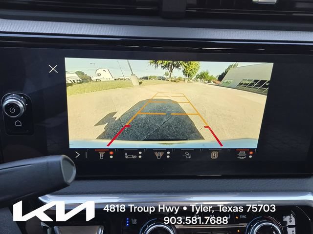 Used 2025 GMC Sierra 2500 Denali AWD/4WD image 41