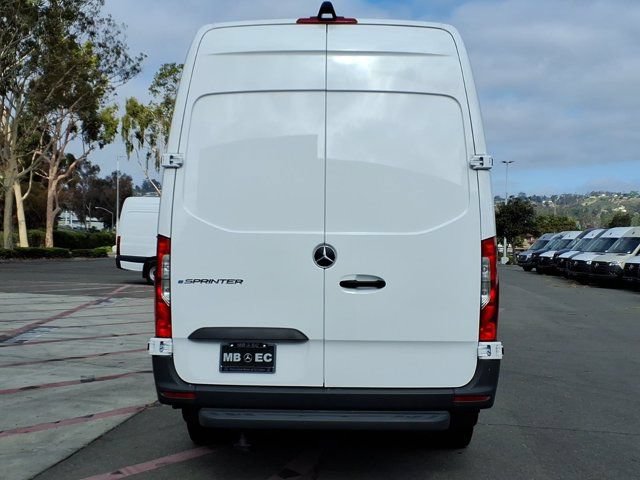 New 2025 Mercedes-Benz eSprinter 170 Cargo image 21