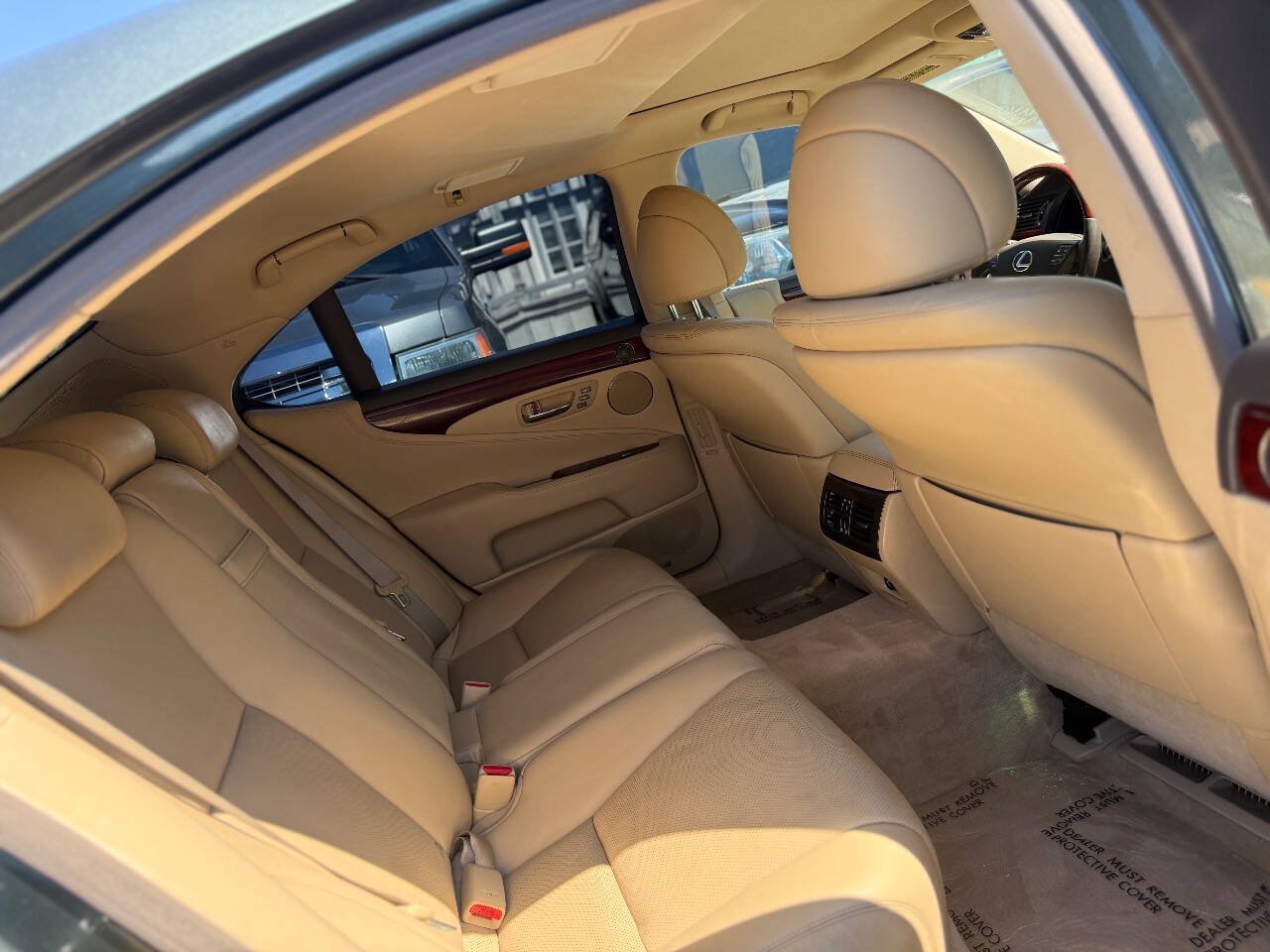 Used 2008 Lexus LS 460 RWD image 14