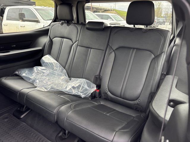 New 2026 Jeep Grand Wagoneer Limited AWD/4WD image 17