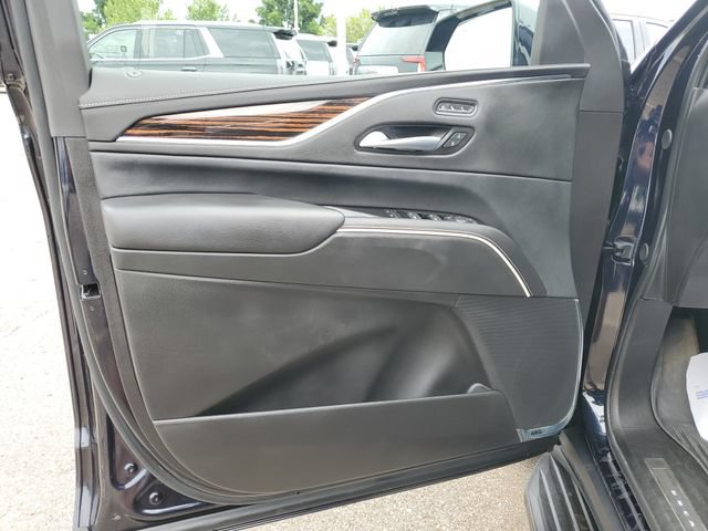 Certified 2023 Cadillac Escalade Premium Luxury w/ Performance Package AWD/4WD image 20