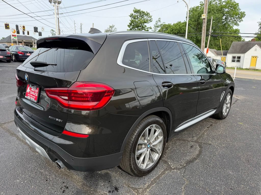 Used 2019 BMW X3 xDrive30i w/ Premium Package AWD/4WD image 6