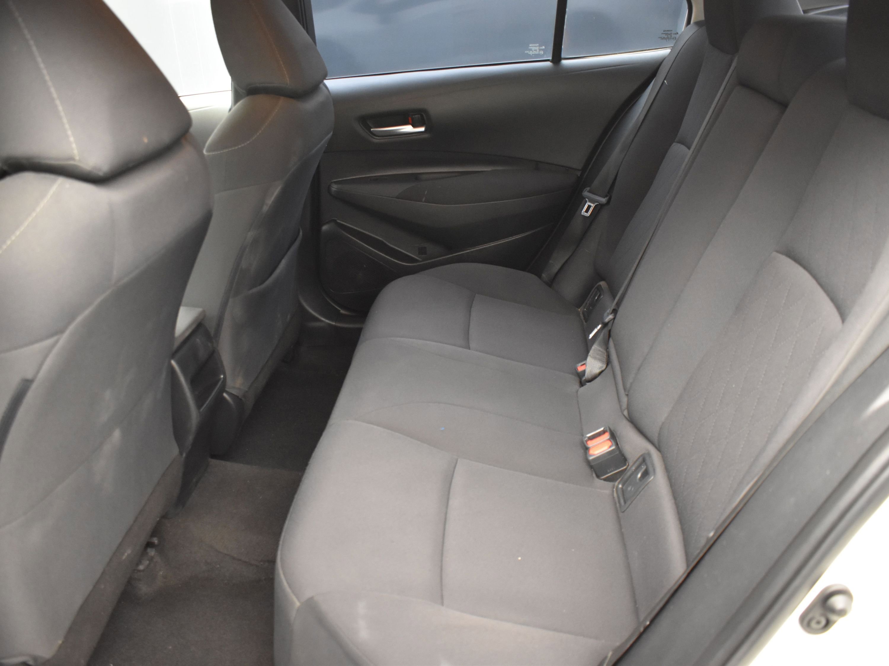 Used 2020 Toyota Corolla LE image 12