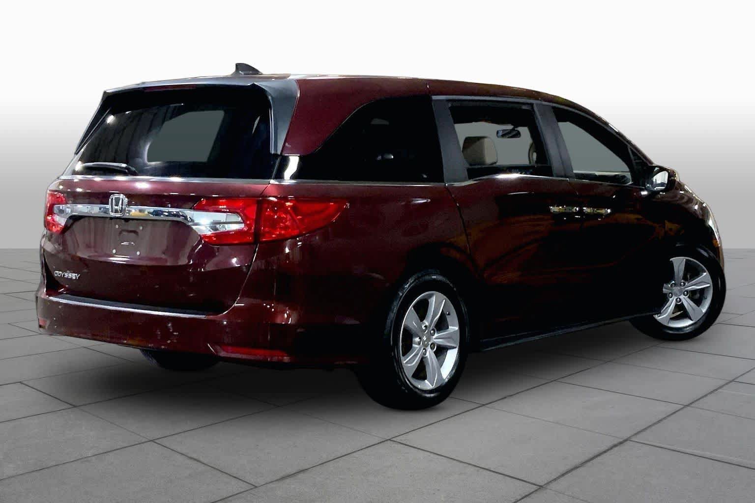 Used 2018 Honda Odyssey EX image 13