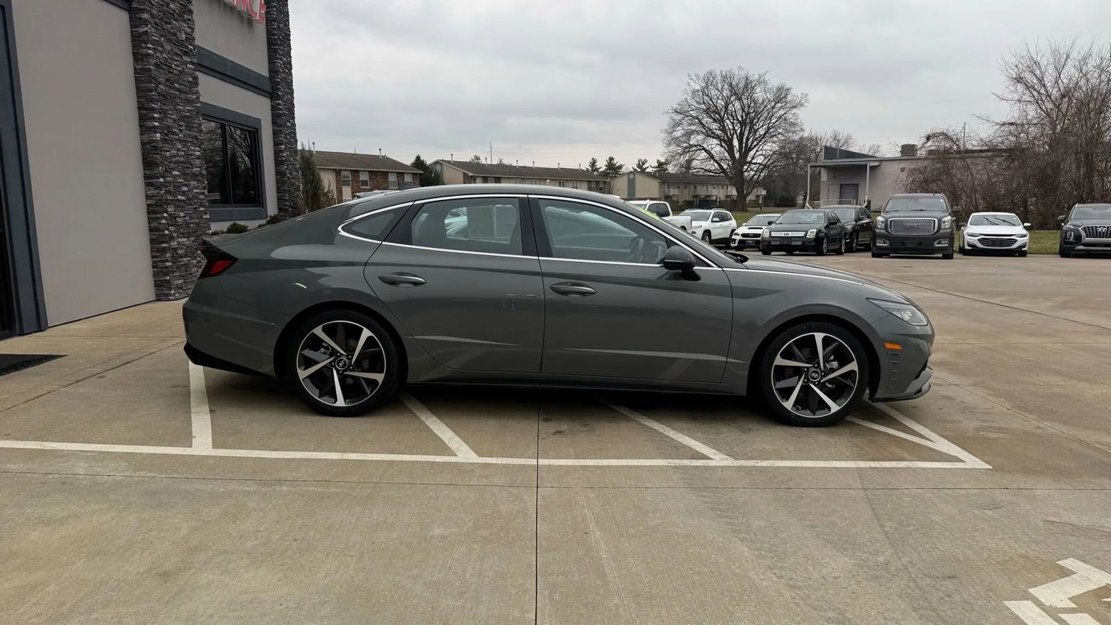 Used 2021 Hyundai Sonata SEL Plus w/ Cargo Package image 6