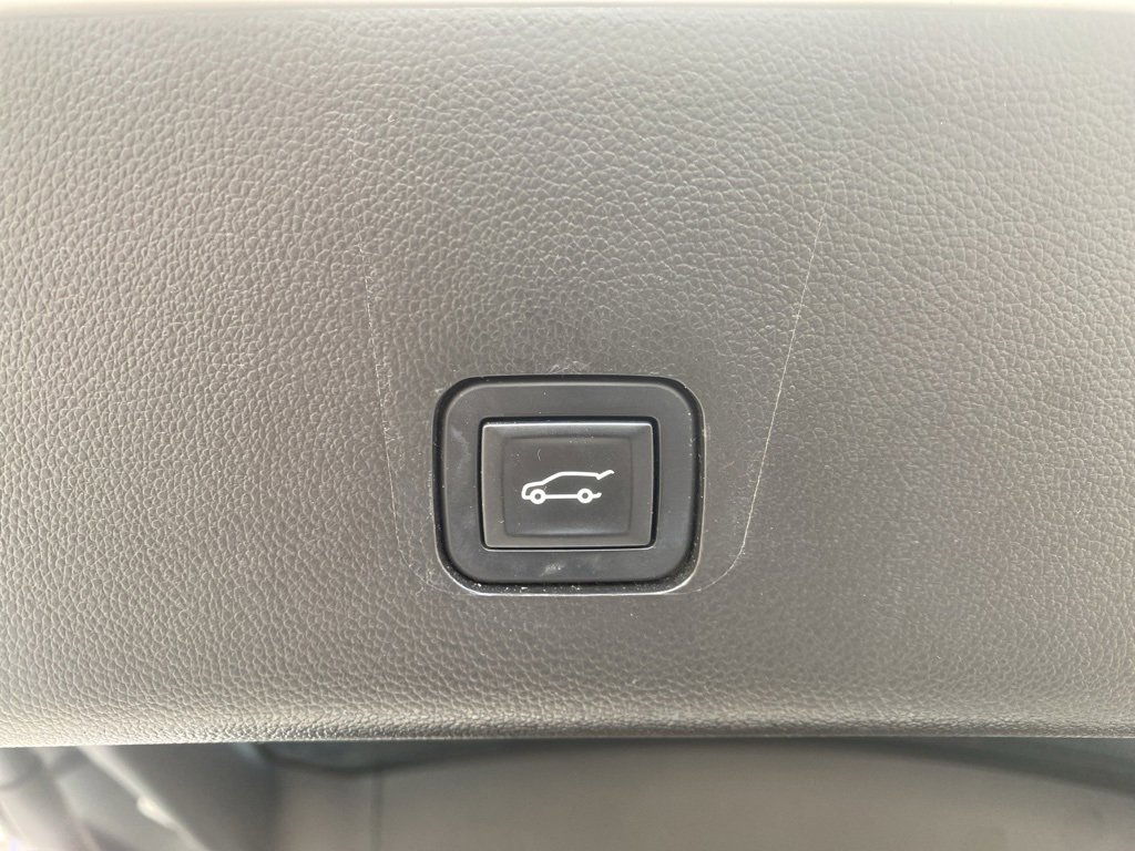 Used 2018 Chevrolet Traverse High Country w/ LPO, Floor Liner Package image 22