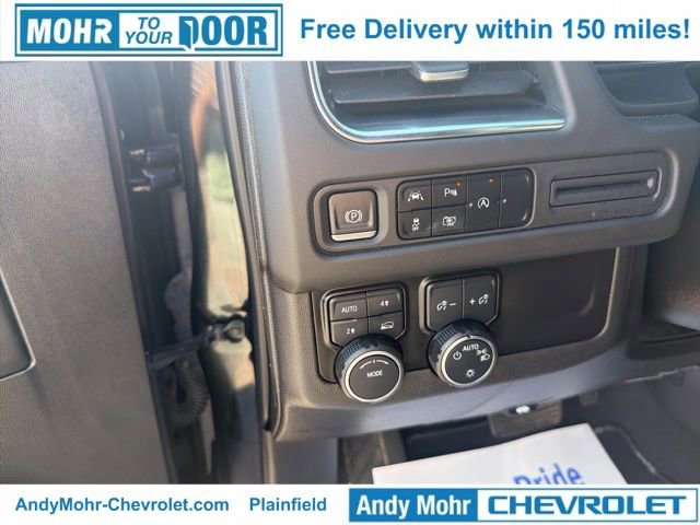 Used 2023 Chevrolet Suburban LT w/ LT Signature Plus Package image 14