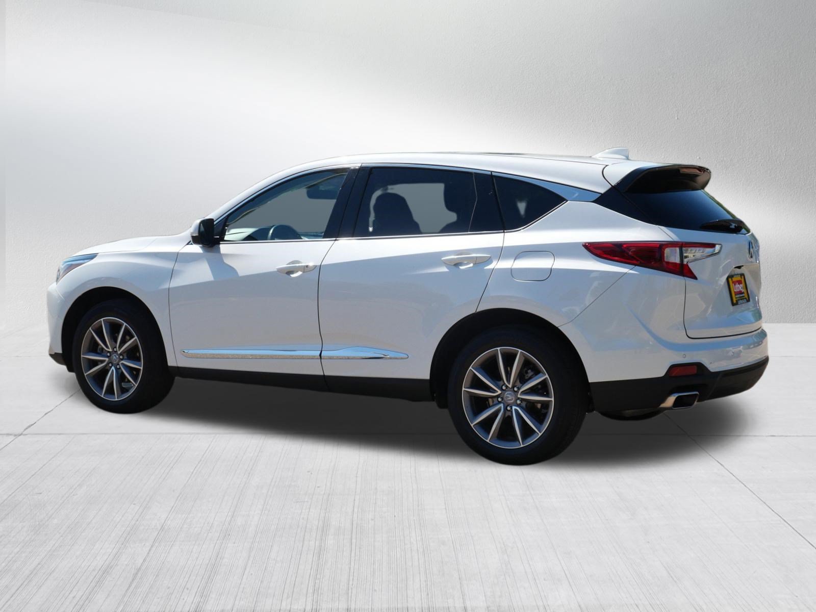 Used 2024 Acura RDX w/ Technology Package AWD/4WD image 5