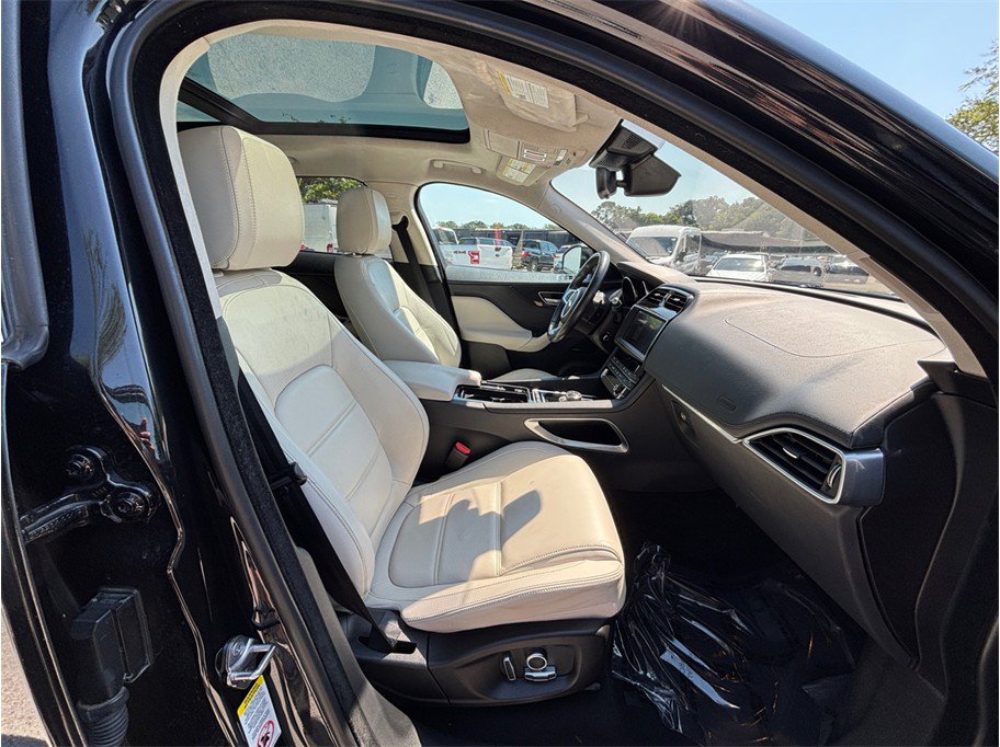 Used 2020 Jaguar F-PACE Prestige AWD/4WD image 44