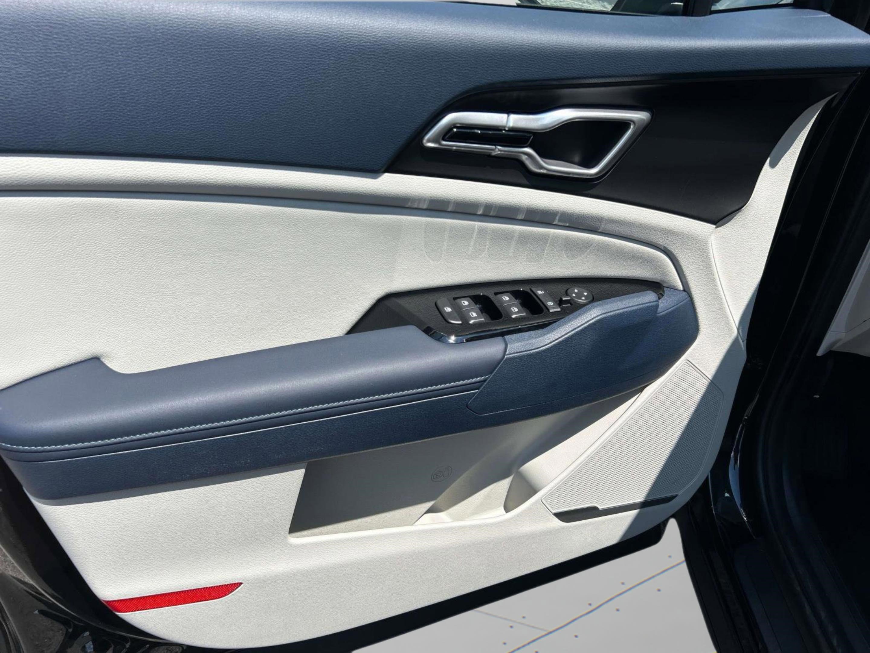 New 2025 Kia Sportage EX w/ EX Premium Package image 21