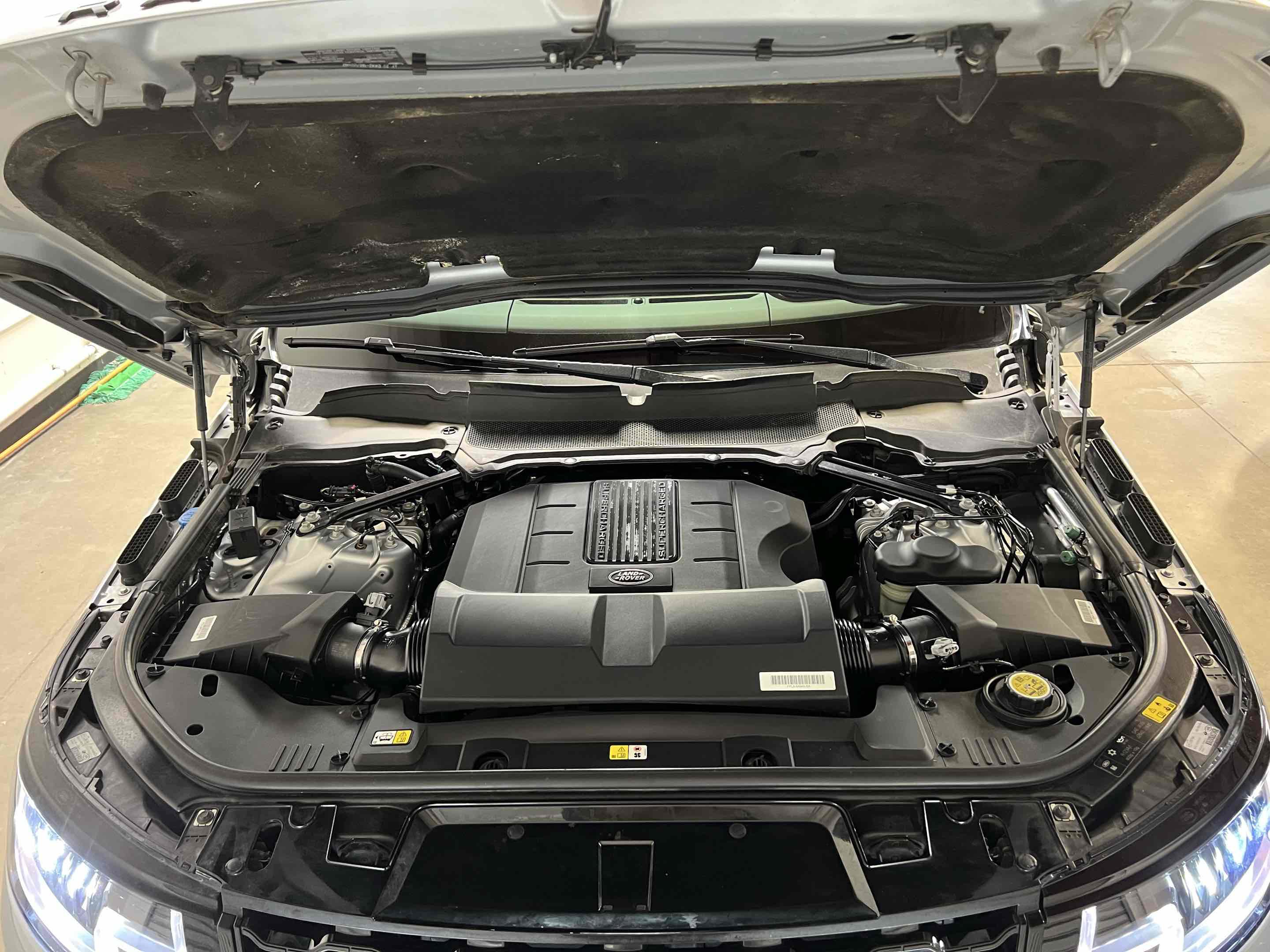 Used 2021 Land Rover Range Rover Sport HSE Dynamic image 24