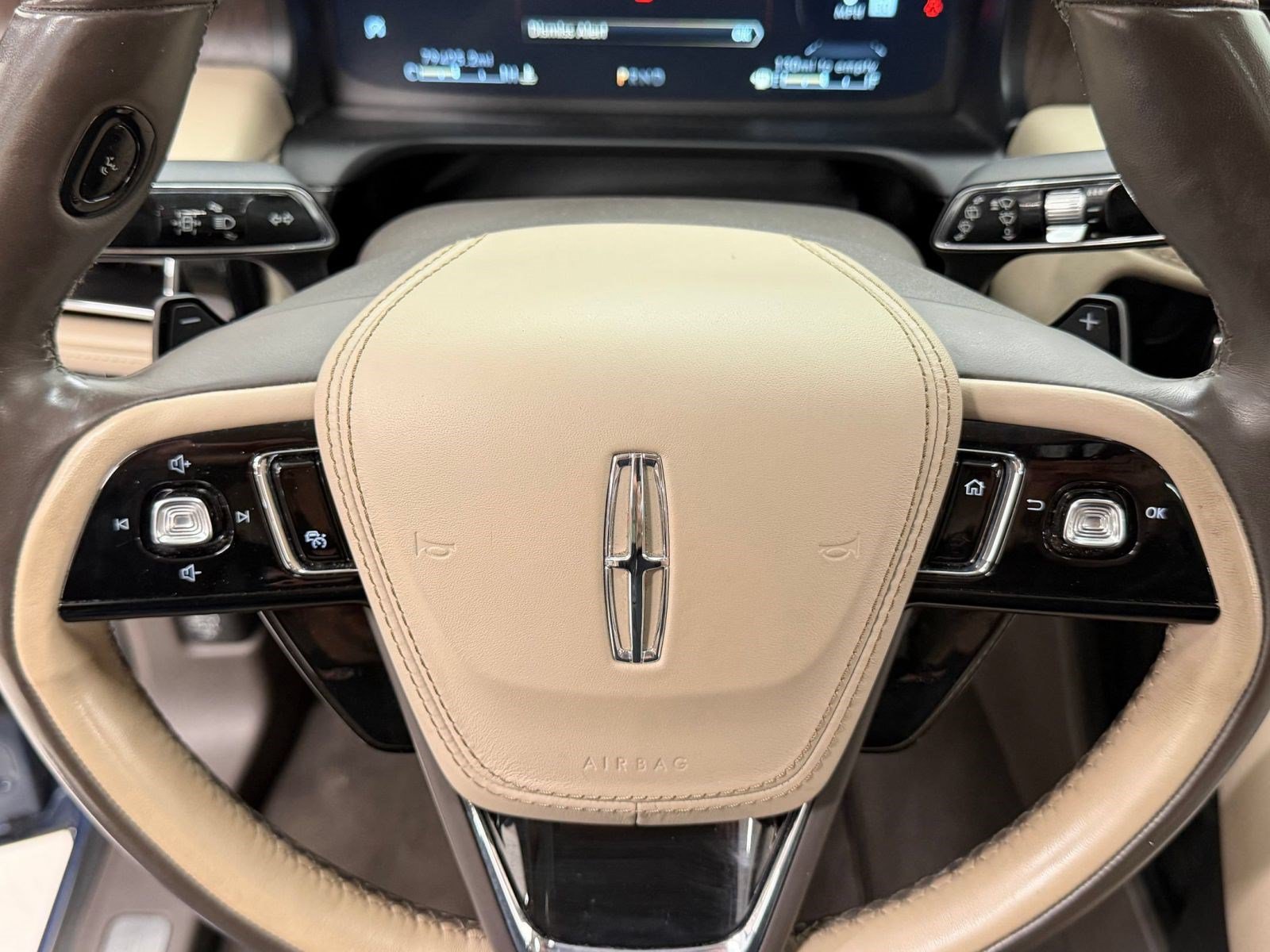 Used 2020 Lincoln Aviator Reserve w/ Equipment Group 202A AWD/4WD image 33