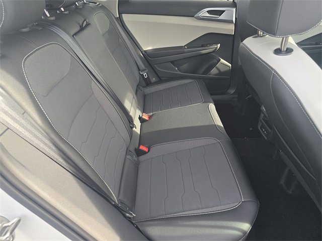 New 2026 Volkswagen Taos SE AWD/4WD image 12