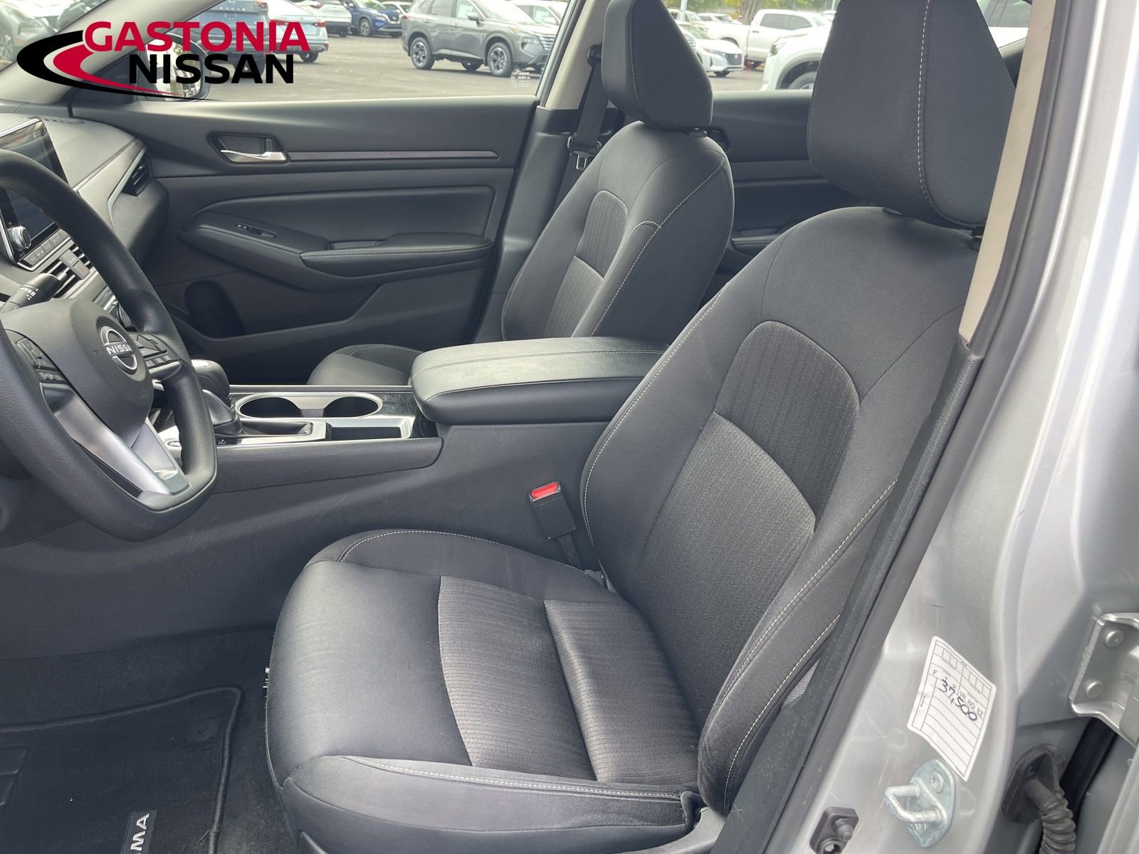 Used 2024 Nissan Altima 2.5 SV image 23