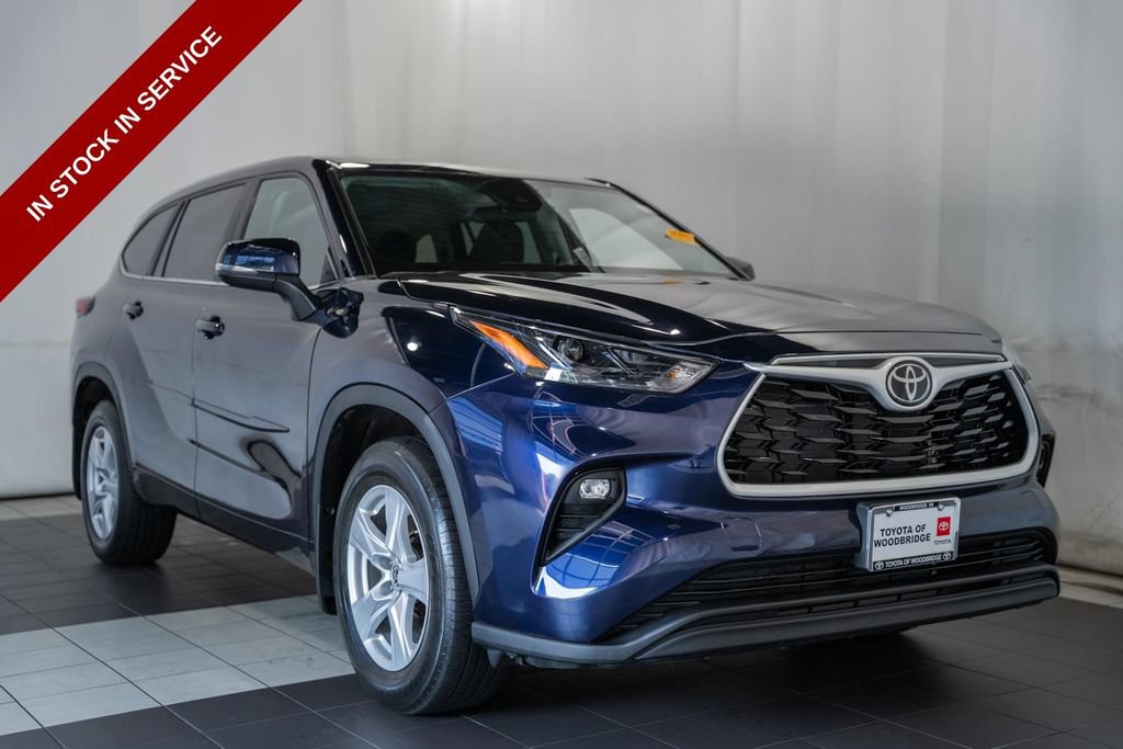 Used 2023 Toyota Highlander LE