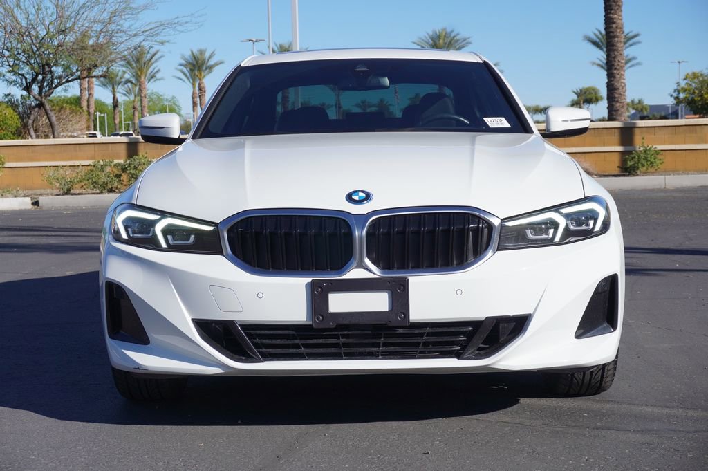 Used 2023 BMW 330e w/ Driving Assistance Package image 5