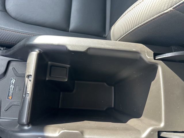 Used 2021 GMC Canyon AT4 w/ Driver Alert Package image 32