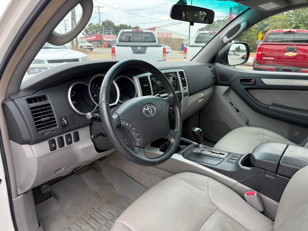 Used 2007 Toyota 4Runner SR5 image 10