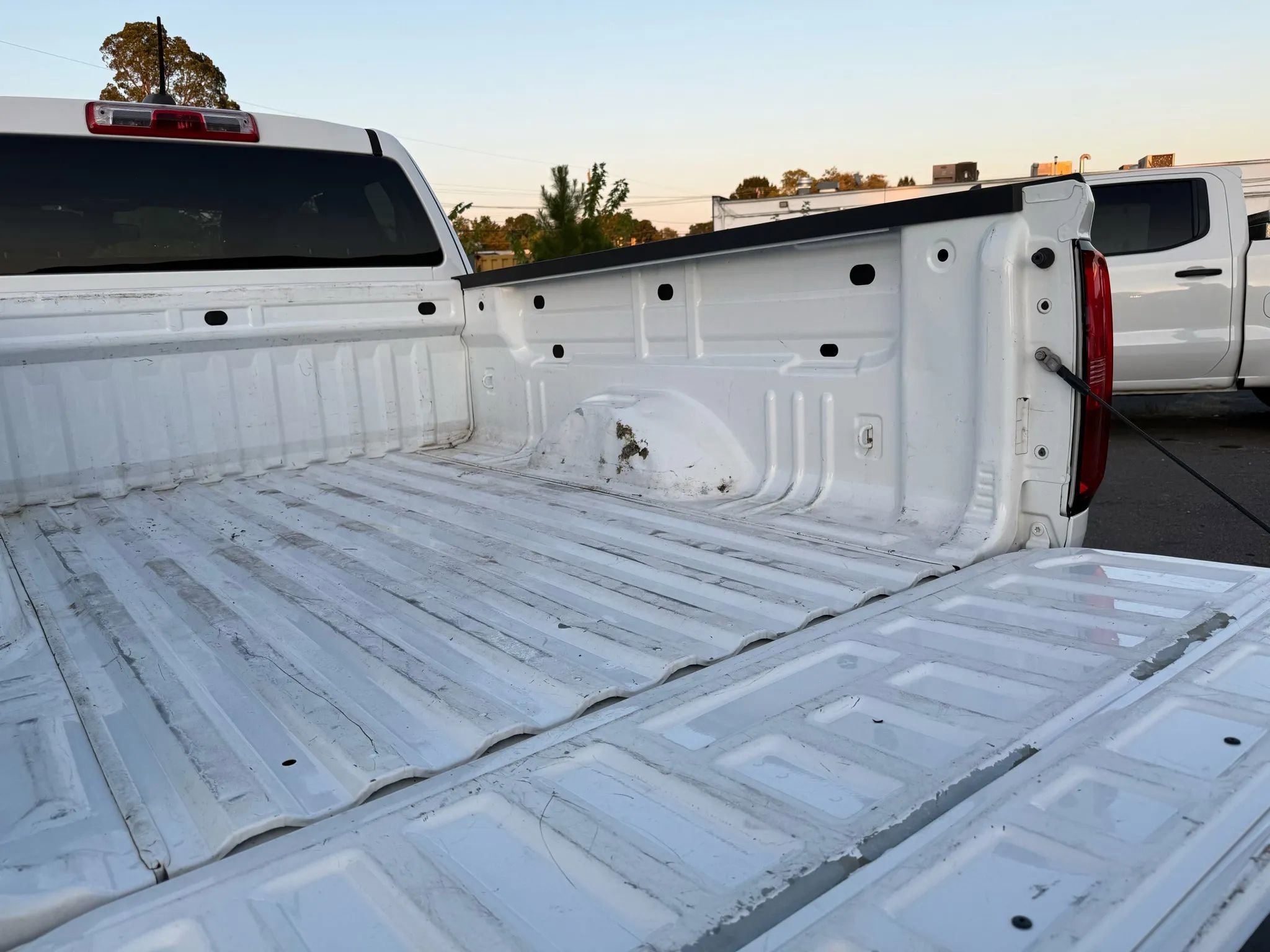 Used 2016 Chevrolet Colorado W/T image 11