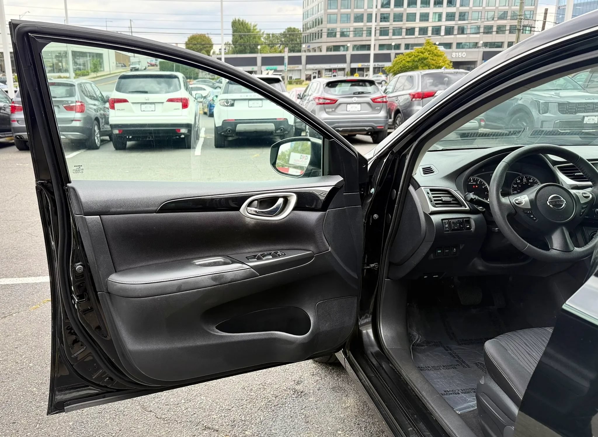 Used 2017 Nissan Sentra SV FWD image 9