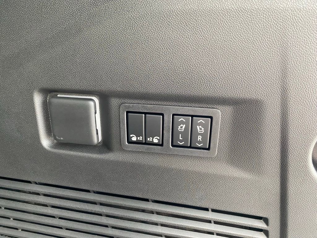 New 2026 Chevrolet Tahoe Z71 w/ Comfort Package image 34