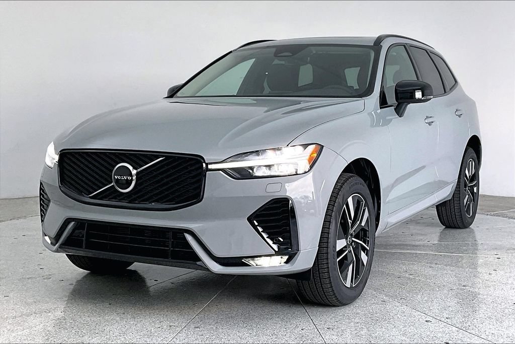 New 2026 Volvo XC60 B5 Core w/ Climate Package AWD/4WD image 2