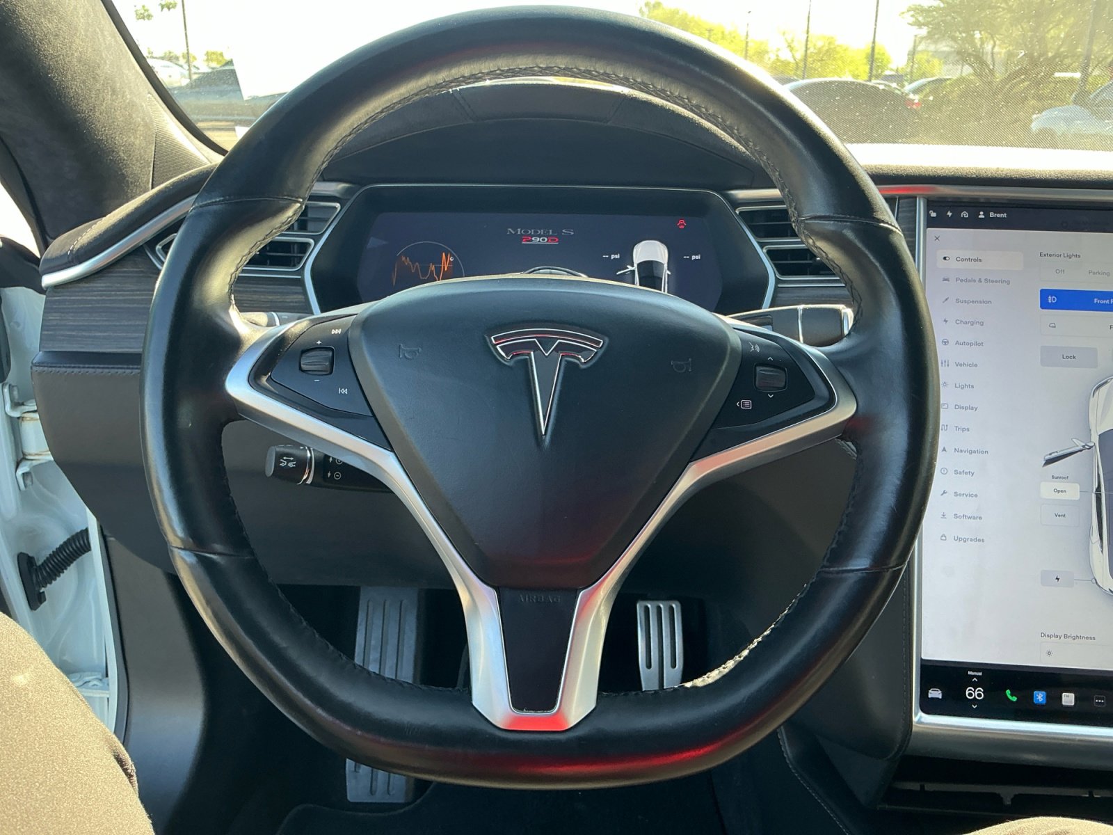 Used 2016 Tesla Model S P90D image 9