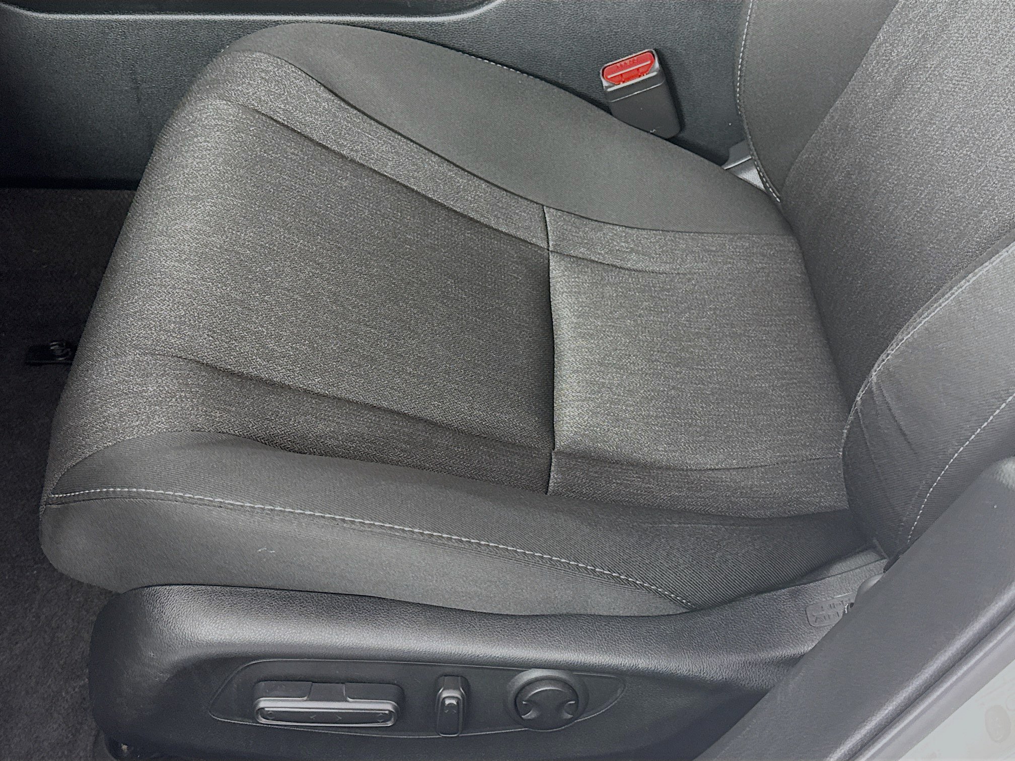 Certified 2024 Honda Accord EX image 18