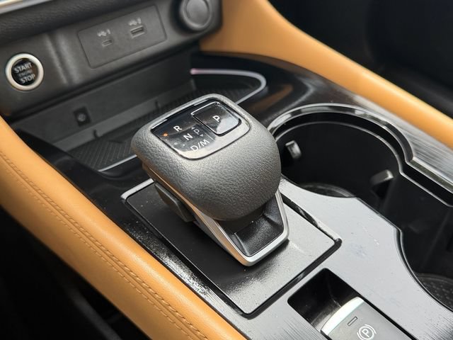 Used 2021 Nissan Rogue Platinum FWD image 29