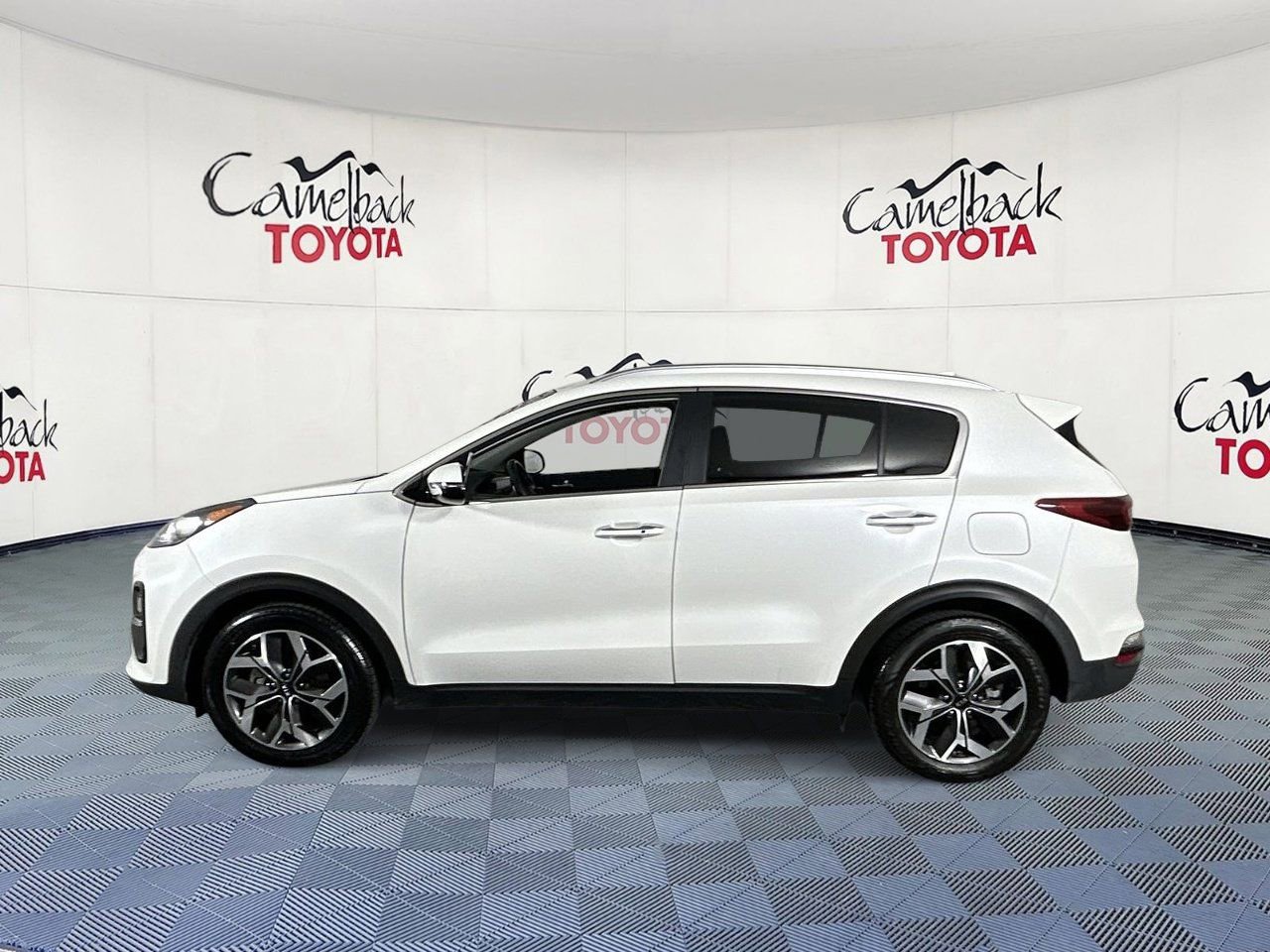 Used 2021 Kia Sportage EX FWD image 4