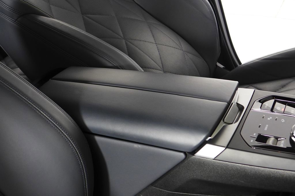 Used 2026 BMW iX xDrive45 w/ M Sport Package image 14