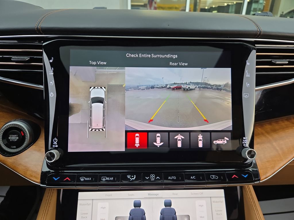 Used 2022 Jeep Grand Wagoneer Series III w/ HD Trailer Tow Package image 26