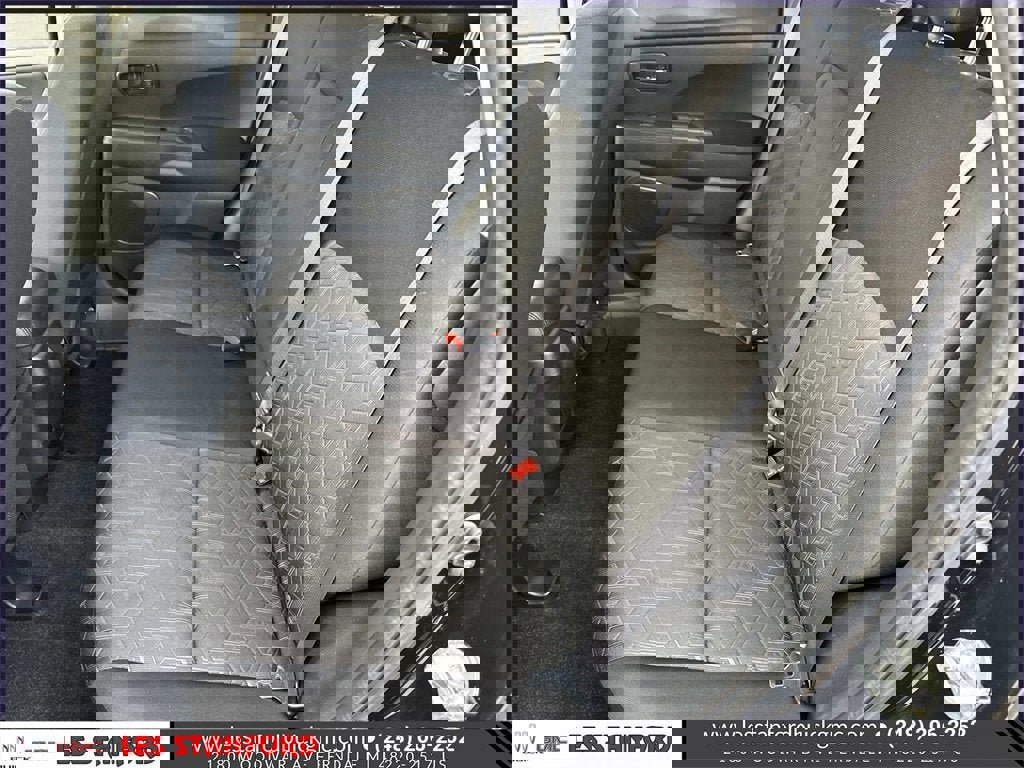 Used 2024 Mitsubishi Outlander Sport S image 13